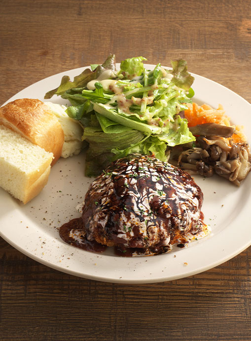 おおきなメンチカツランチ